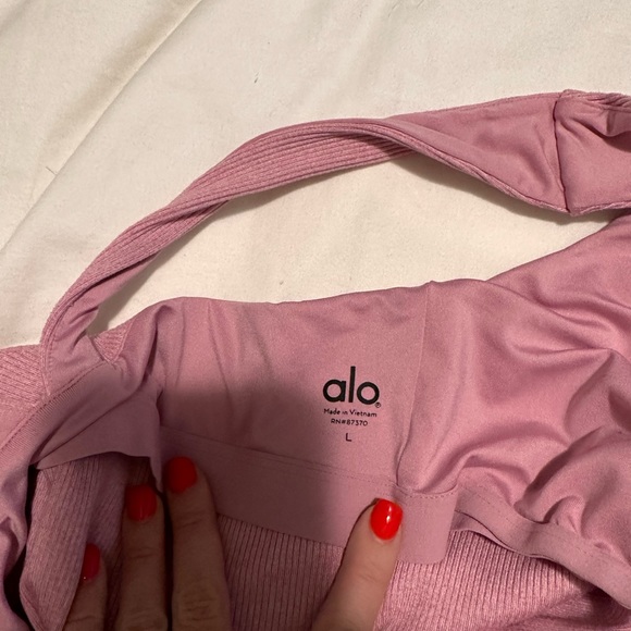 Alo Tank - Picture 3 of 3